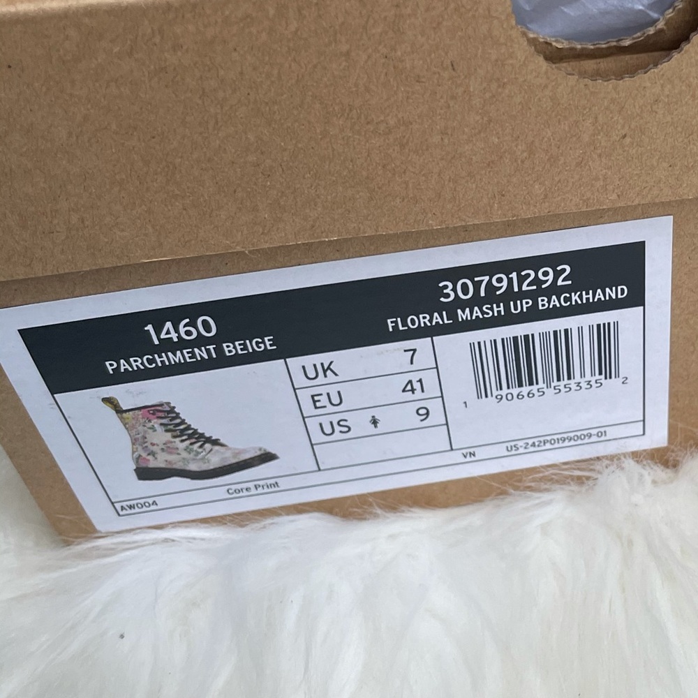 ⚜️ Dr. Martens floral combat boots SZ 9 - Picture 7 of 12